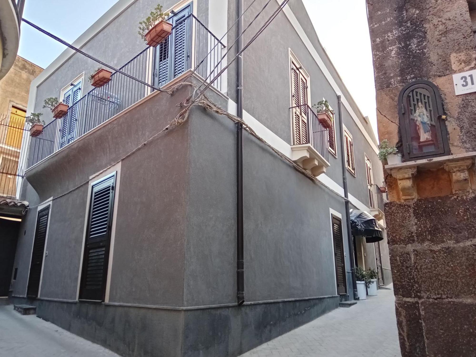 Narciso Boutique Apartment Acireale Eksteriør billede